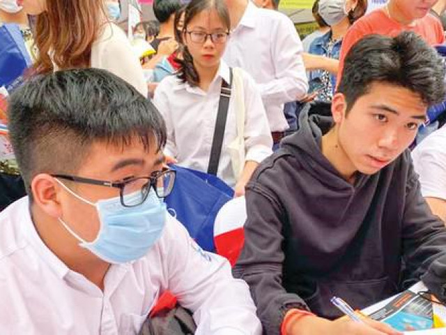 Xét tuyển đại học: Lại xuất hiện những tổ hợp 'lạ'