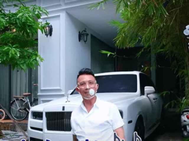 Đại gia Minh Nhựa tậu cả căn biệt thự Phú Mỹ Hưng chỉ vì thích một cái cây, để đậu xe