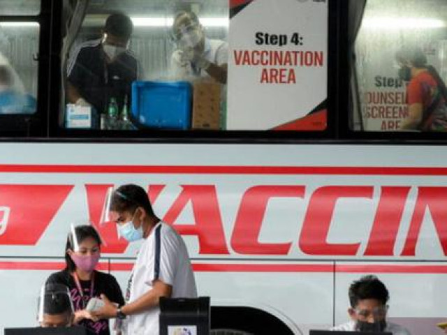 Tổng thống Philippines: Sẽ bỏ tù người từ chối tiêm vắc-xin Covid-19