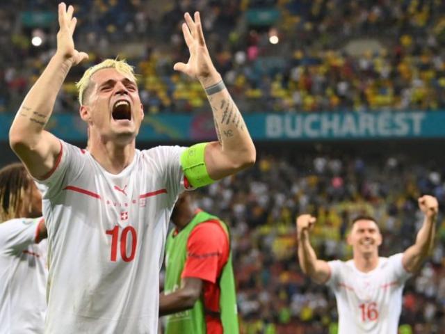 Thụy Sĩ hạ Pháp: SAO hay nhất Xhaka hành động bất ngờ, fan cà khịa Ronaldo