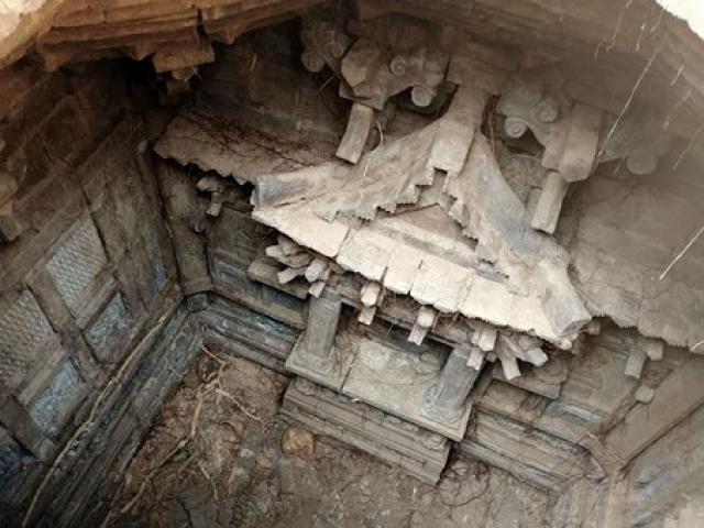 Ngôi mộ cổ có tuổi đời 800 năm vừa được phát hiện ở Trung Quốc có gì?