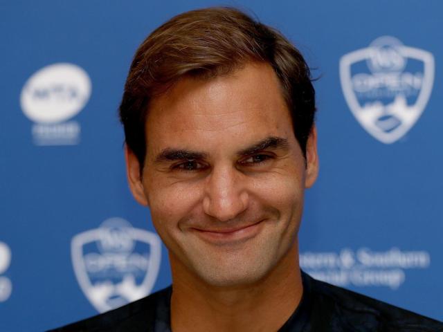 Tin thể thao HOT 13/8: Roger Federer phát bực với paparazzi
