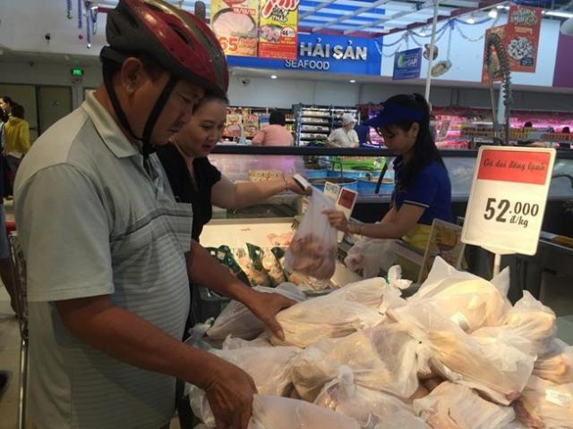 Thực hư gà Mỹ siêu rẻ 18.000 đồng/kg bán ở chợ cóc