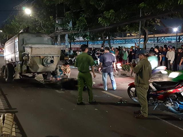 Lao xe máy vào “khối thép” giữa phố Sài Gòn, hai thanh niên mất mạng