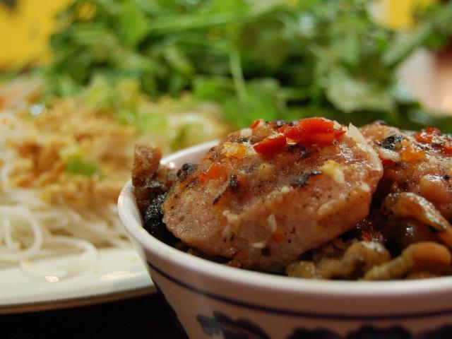 20 món ăn ngon nhất Việt Nam được báo Tây ví như ”hương vị thiên đường”
