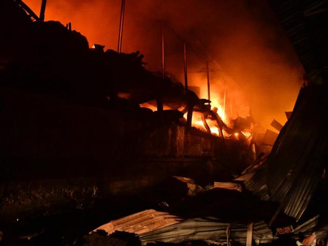 Công ty Rạng Đông nói gì về thông tin ”thủy ngân kịch độc phát tán sau vụ cháy”?