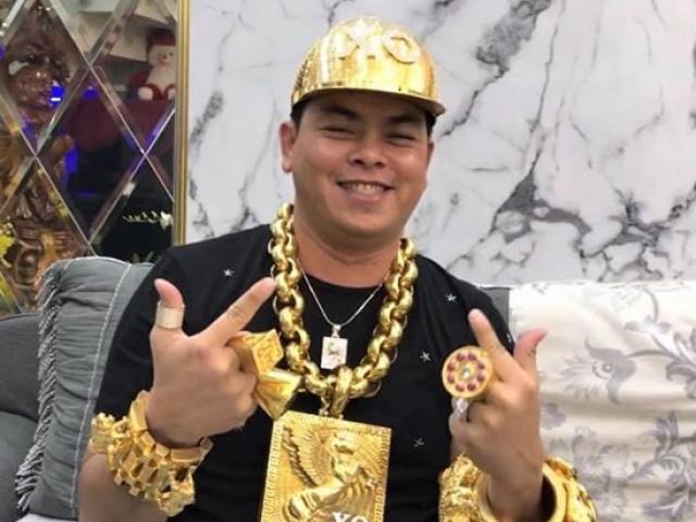 Nóng 24h qua: Phúc XO – người đeo nhiều vàng giả nhất Việt Nam bị đề nghị truy tố
