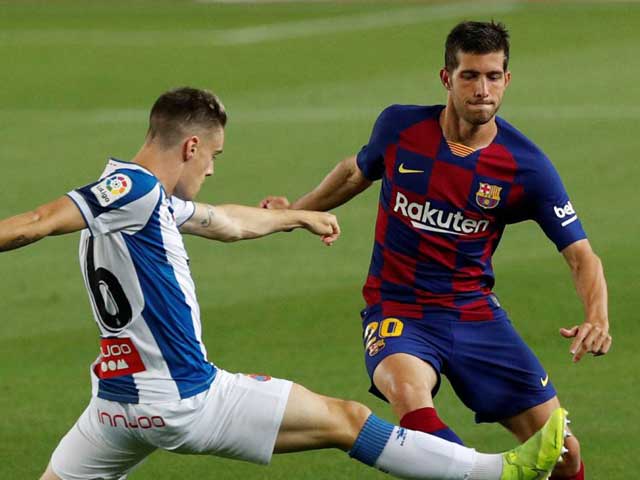 Trực tiếp bóng đá Barcelona - Espanyol: Cột dọc cứu thua