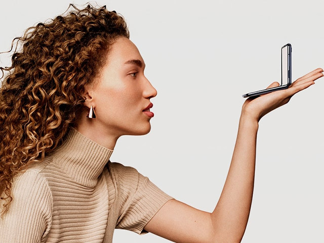Galaxy Z Flip sẽ là smartphone có màn hình gập lại ”bán chạy” nhất năm nay