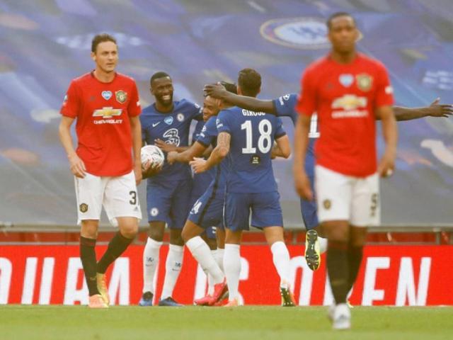 MU đứt mạch 3 trận toàn thắng Chelsea: ”Quỷ đỏ” cán nhiều ”mốc đen”