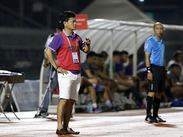 CLB Nam Định tuyên bố bỏ V-League nếu còn bị trọng tài xử ép