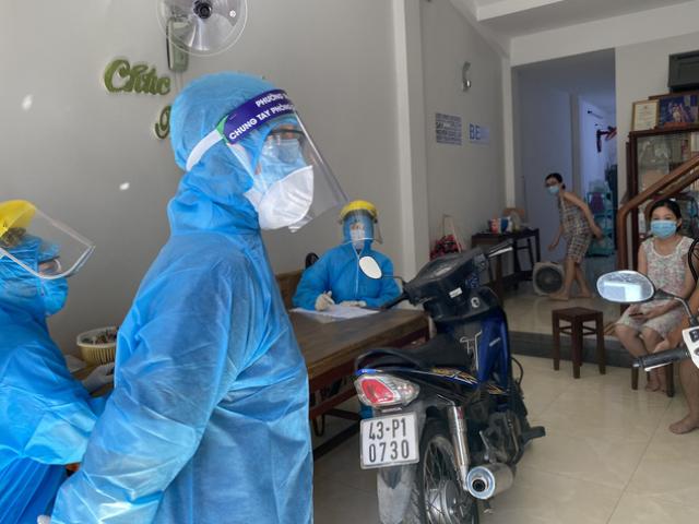 Lộ trình di chuyển dày đặc của 11 bệnh nhân nhiễm COVID-19 tại Đà Nẵng