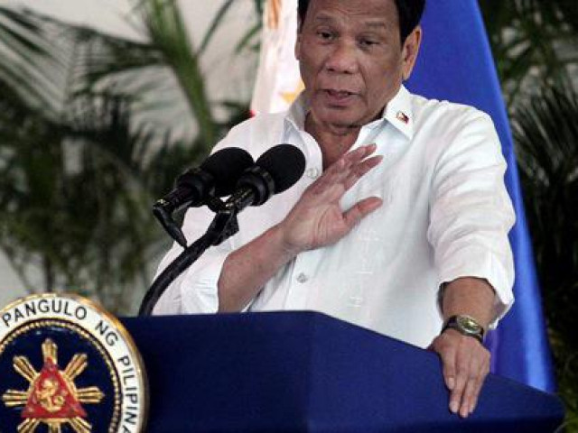 Tổng thống Duterte nói về chiến tranh với Trung Quốc trên biển Đông