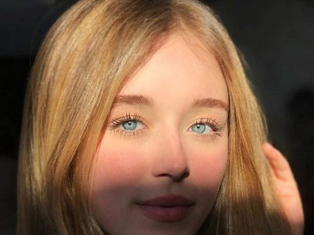 Hot girl gây ”náo loạn” mạng xã hội vì sở hữu đôi mắt xanh đẹp tuyệt trần