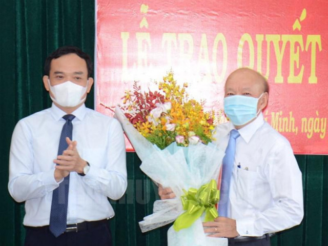 Nhiều lãnh đạo TPHCM xin thôi việc, nghỉ hưu sớm