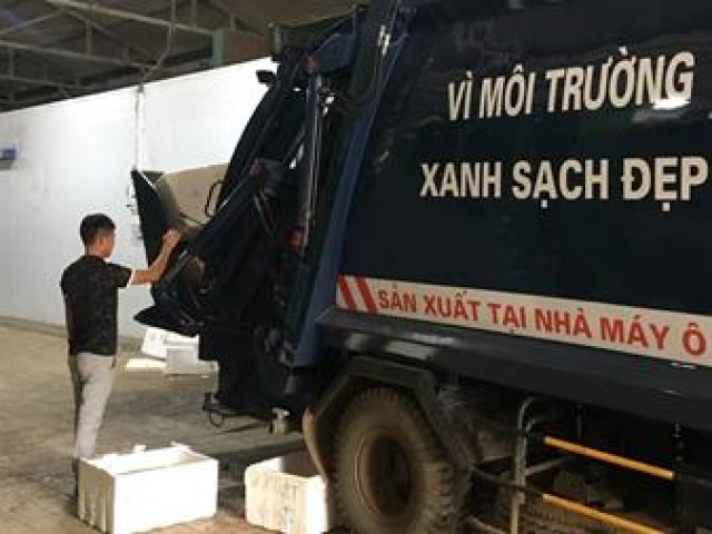 Tiêu hủy gần 9 tấn dâu tây Trung Quốc nhập lậu vào Đà Lạt