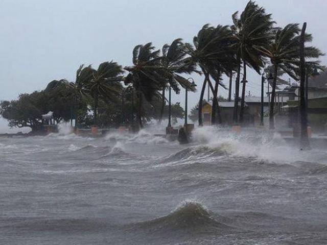 Áp thấp nhiệt đới trên Biển Đông đã mạnh lên thành bão, gió giật cấp 10