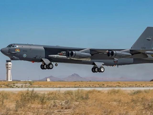 Lộ diện siêu vũ khí mới trang bị trên “pháo đài bay” B-52 của Mỹ