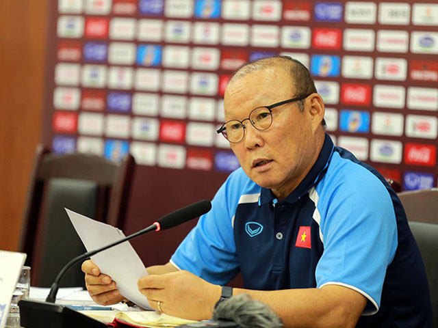 ĐT Việt Nam đua vé World Cup: Quân chạy yếu, thầy Park đổi bài mới ra sao?
