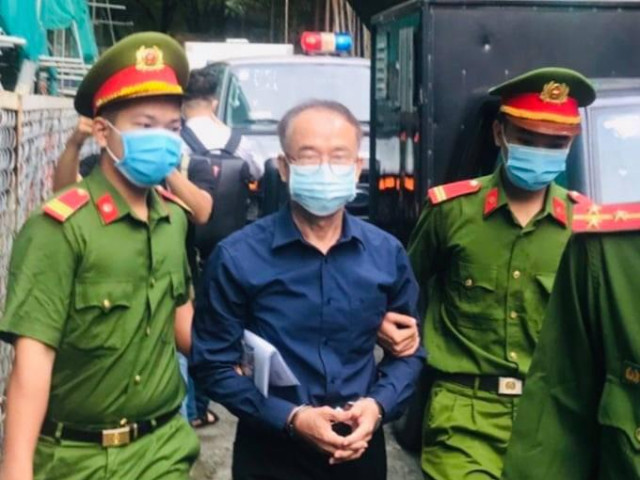 Bắt đầu xét xử cựu Phó Chủ tịch UBND TPHCM Nguyễn Thành Tài cùng đồng phạm