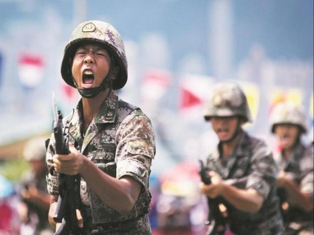 Quân đội TQ mở nhạc cho binh sĩ Ấn Độ nghe ở biên giới: Tiếng hát gợi nhắc chiến tranh