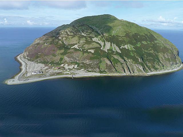10 hòn đảo cất giữ kho báu nổi tiếng nhất thế giới