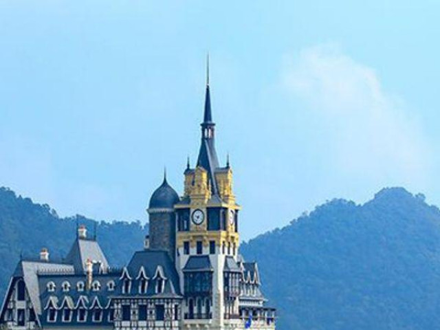 Xôn xao tòa lâu đài 400 tỷ trên đỉnh Tam Đảo của ông chủ Lạc Hồng
