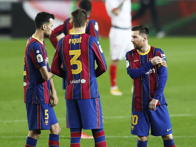 Barcelona có biến: 4 ”công thần” bất hợp tác, từ chối giảm lương như Messi