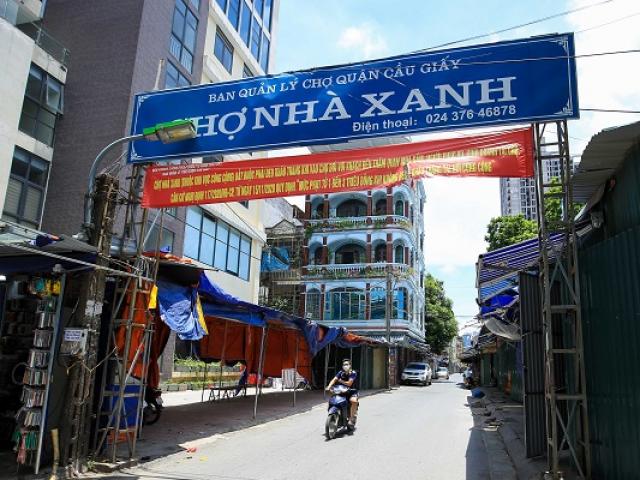 Cảnh tượng lạ chưa từng thấy tại “siêu chợ sinh viên” lớn nhất Hà Nội