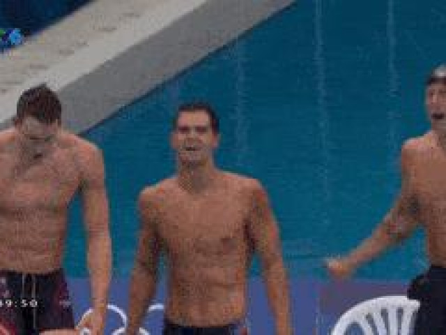 Olympic Tokyo: Nước rút 'kinh hoàng', đội bơi lội Mỹ phá kỷ lục thế giới nội dung tiếp sức
