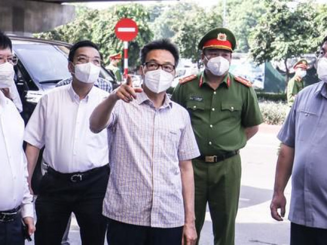 Phó Thủ tướng: Việc cần làm ngay là cho người dân tự lấy mẫu test nhanh SARS-CoV-2