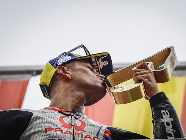 Đua xe MotoGP, Styrian GP: Tân binh “nếm trái ngọt”, Ducati làm chủ đường đua
