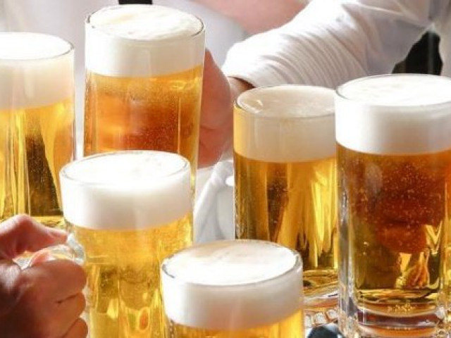 Những ”đại kỵ” khi uống bia có thể khiến cơ thể gặp nguy hiểm mà bạn nên biết