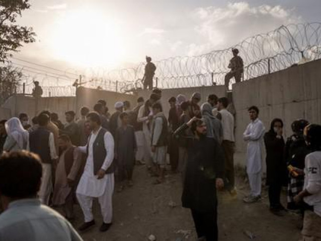 Kẻ đánh bom sân bay Kabul kiên nhẫn đến mức nào?