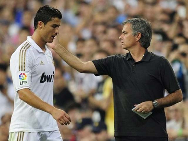 Tin mới nhất bóng đá tối 29/8: Mourinho lên tiếng khi Ronaldo tái hợp MU