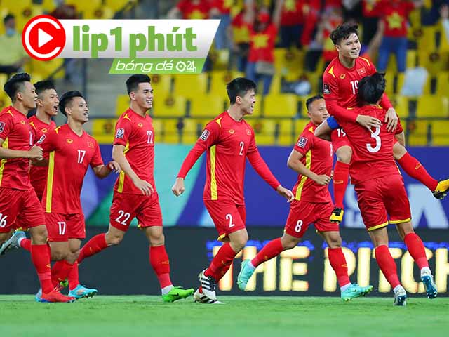 ĐT Việt Nam bàng hoàng vì thẻ phạt, nổi giận 2 quả penalty cho Saudi Arabia (Clip 1 phút Bóng đá 24H)