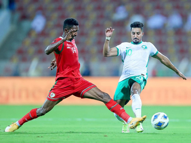 Video bóng đá Oman - Saudi Arabia: Bùng nổ cuối hiệp 1, khung gỗ cứu thua