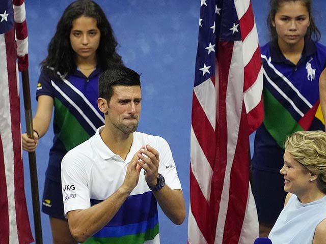 Chung kết US Open: Djokovic được fan cổ vũ, vẫn bật khóc vì đẳng cấp Medvedev