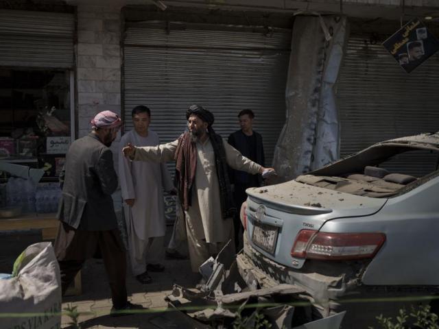 Taliban hứng đợt đánh bom chết chóc đầu tiên sau khi Mỹ rút quân
