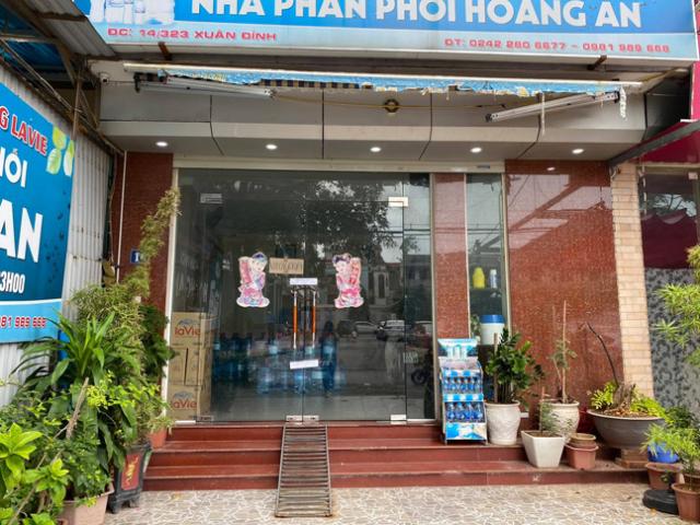 Vụ bé gái 6 tuổi tử vong: Nạn nhân bị bố đánh vì học chậm?