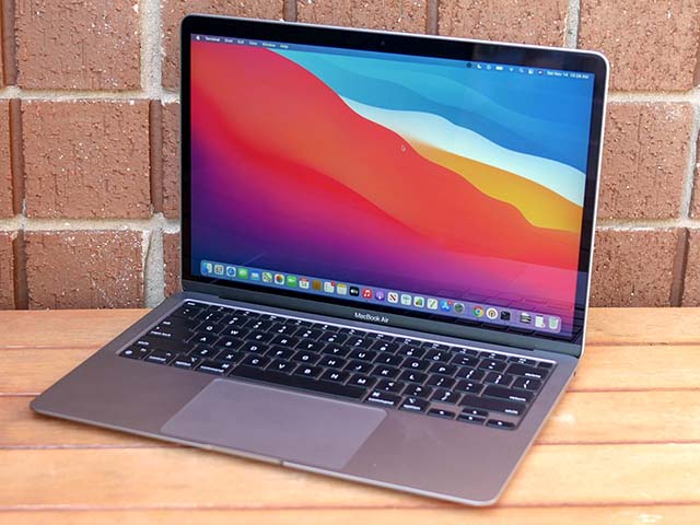 Mua MacBook Air hay MacBook Pro vào năm 2021?