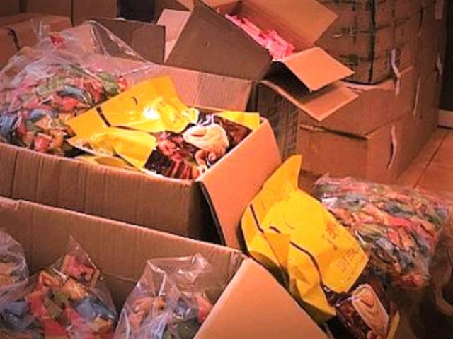 Hà Nội: Thu giữ hơn 2 tấn bánh kẹo nhập lậu đang trên đường đi tiêu thụ
