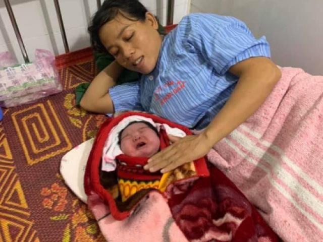 Hiếm gặp: Bé sơ sinh nặng 5,5kg chào đời tại Nghệ An đúng ngày 20/10