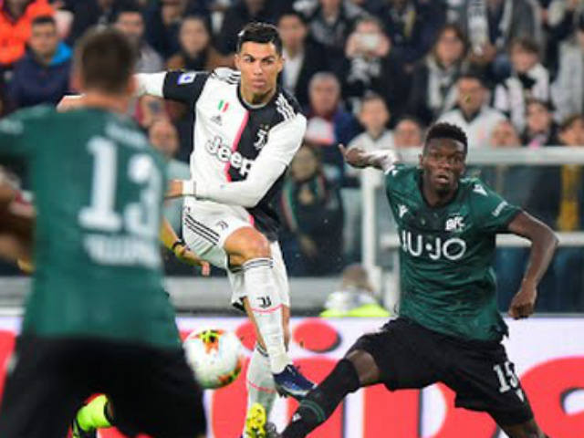 Video highlight trận Juventus - Bologna: Ronaldo rực rỡ, phút bù giờ siêu kịch tính