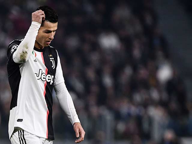 Ronaldo bị chê “kém mà vẫn sút phạt”: Đồng đội Juventus nhịn cho yên chuyện