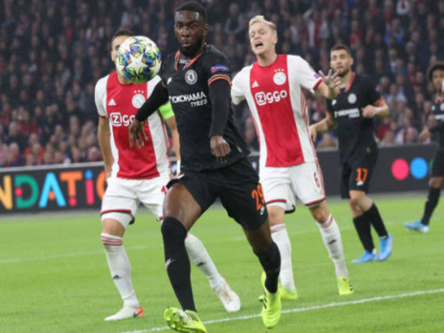 Bóng đá cúp C1, Ajax - Chelsea: VAR cứu giá & người hùng dự bị phút 86