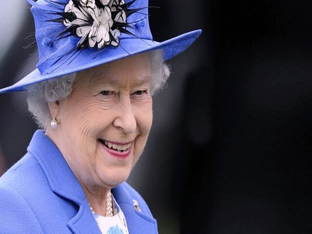 Bất ngờ ít ai biết về vị vua giàu nhất TG có tài sản gấp 80 lần nữ hoàng Anh