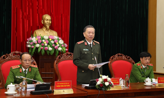 Bộ trưởng Tô Lâm chỉ đạo làm rõ phản ánh về việc CSGT can thiệp xử lý xe quá tải tại Đồng Nai