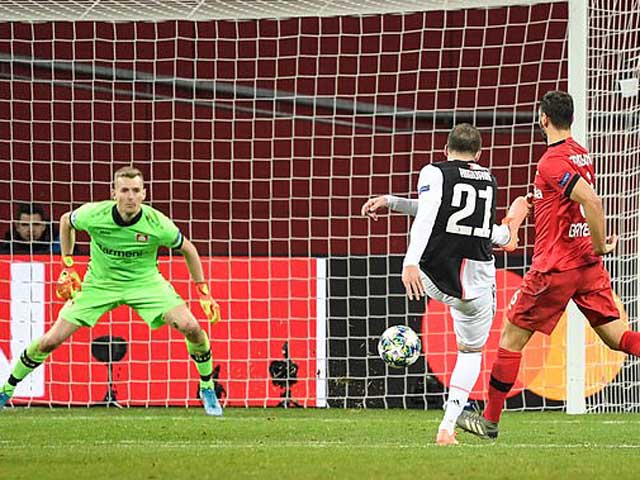 Kết quả bóng đá Cúp C1 Leverkusen – Juventus: Ronaldo tỏa sáng, kết liễu phút bù giờ
