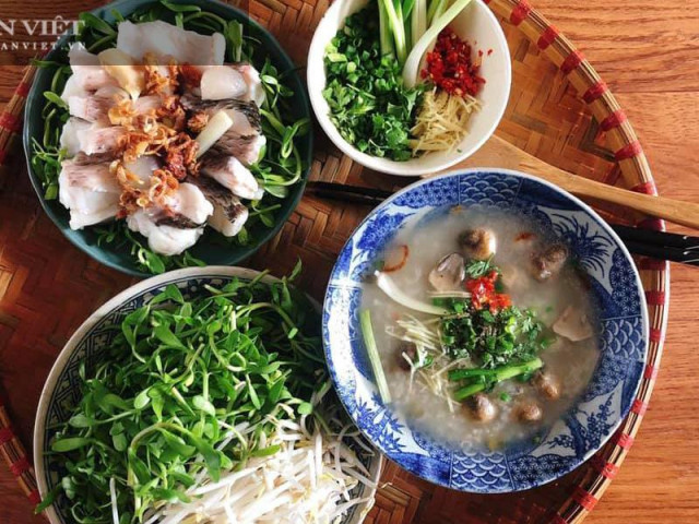 Đổi món với cháo cá lóc rau đắng đậm vị miền Tây cho ngày mưa lạnh